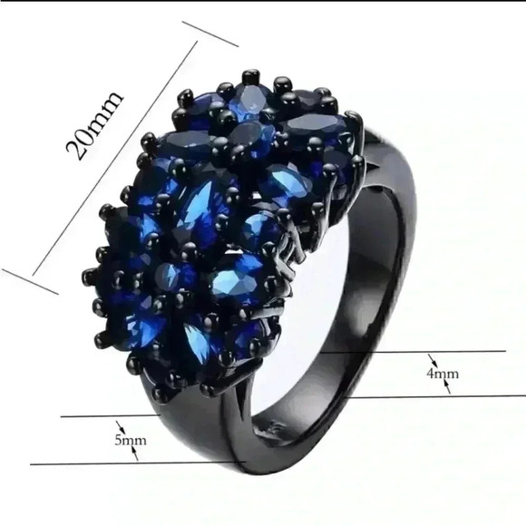 Black Gold Filled Flower's Ring - Picture 4 of 9